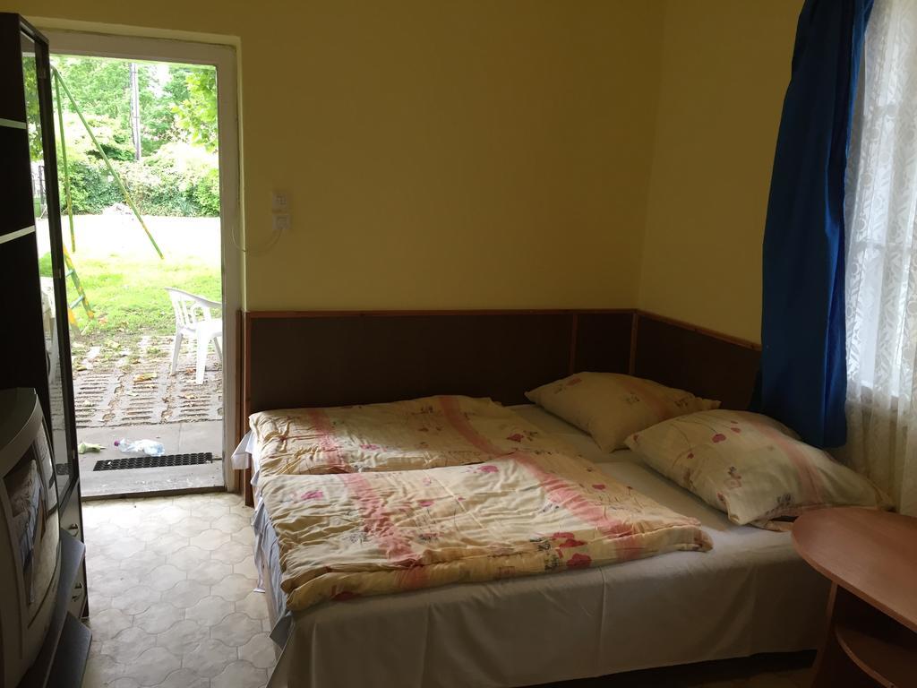Hotel Matroz Siófok Extérieur photo