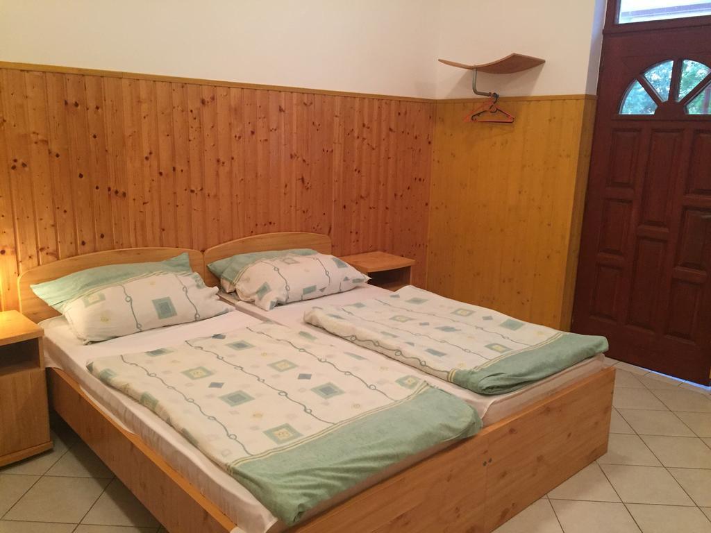 Hotel Matroz Siófok Extérieur photo